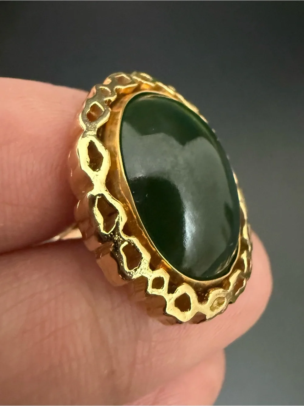 Vintage ANSON Gold-tone Faux Jade Green Stone Cabochon Mesh Cufflinks